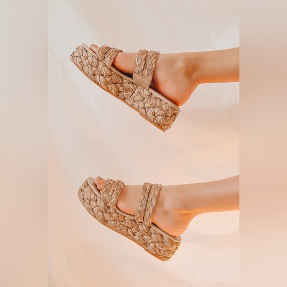 Steve Madden Cannes Platform Espadrille Slide/Sandal | Color: Beige | PRELOVED🤎 - Picture 1 of 10